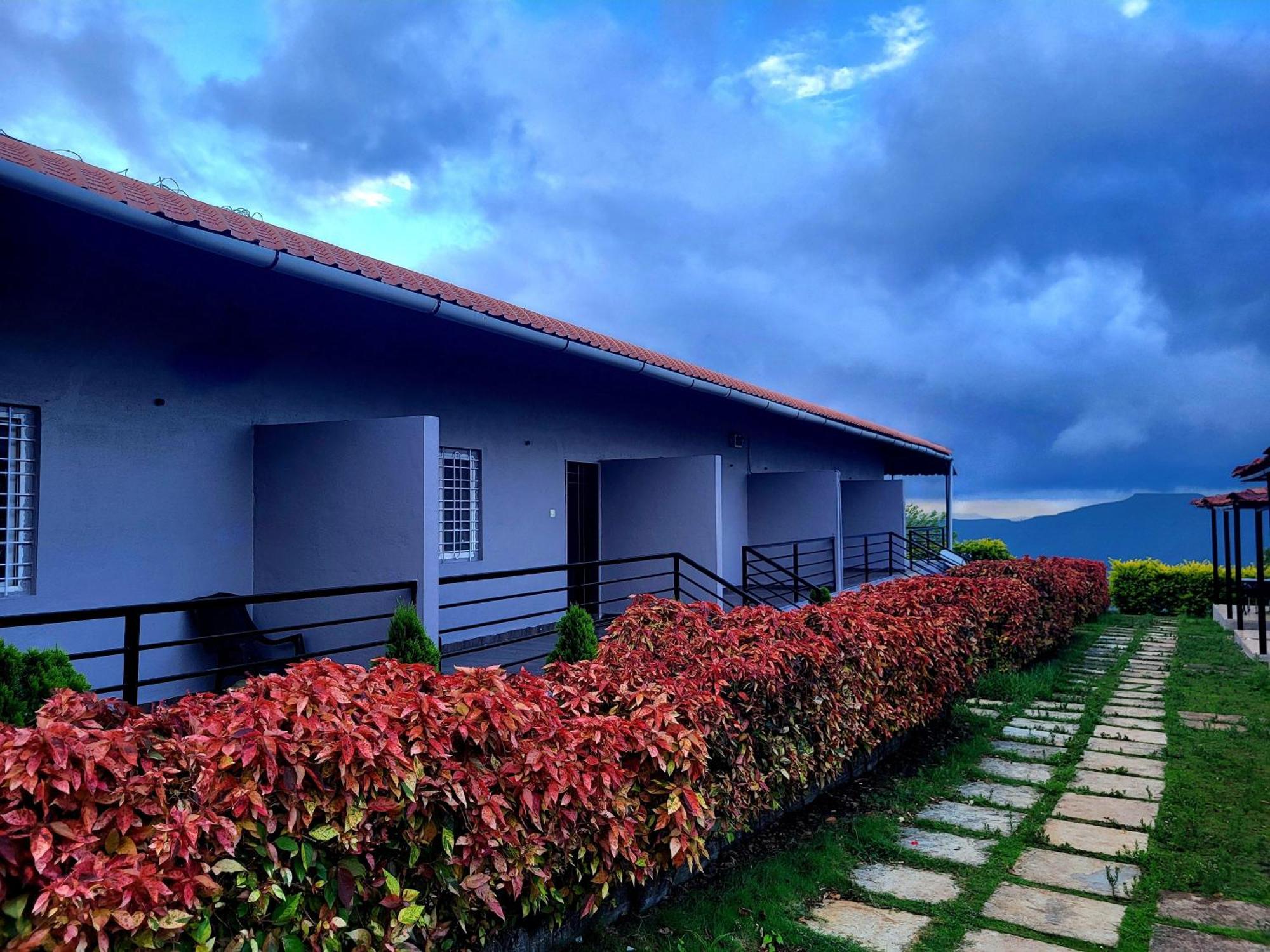 Vayu Resort - Kas Pathar Kanera Exteriér fotografie